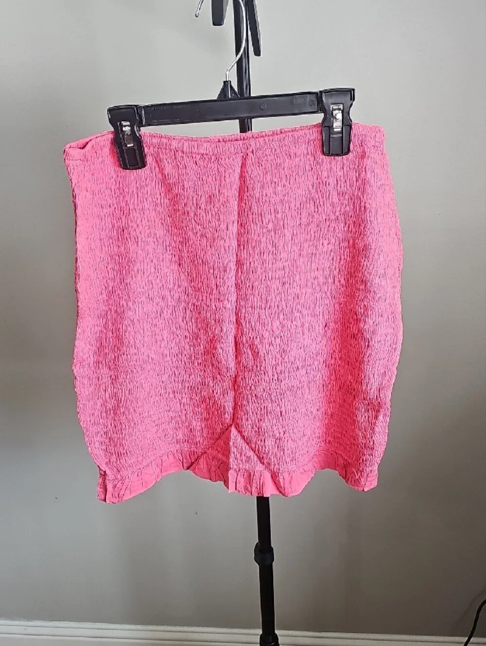 Heyson Women's Pink Sleeveless Smocked Top And Mini Matching Skirt Set.